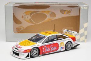 Opel Calibra #43 J.J. Lehto Team Rosberg DTM 1996 UT Models 1:18 39677 Métal Moulé — image 8 sur 8