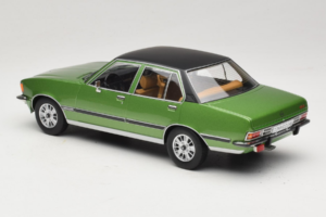 Opel Commodore B Vert MCG 1:18 MCG18565 Métal Moulé — image 5 sur 6