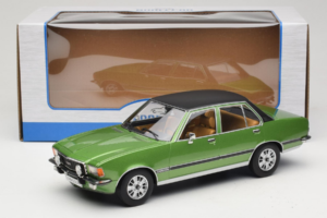 Opel Commodore B Vert MCG 1:18 MCG18565 Métal Moulé — image 6 sur 6