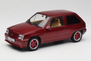 Opel Corsa A Custom Rouge MCG 1:18 MCG18433 Métal Moulé