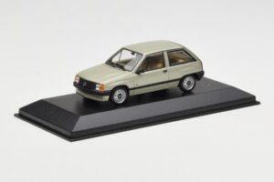 Opel Corsa A Swing Vert Minichamps 1:43 400045002 Métal Moulé — image 2 sur 4