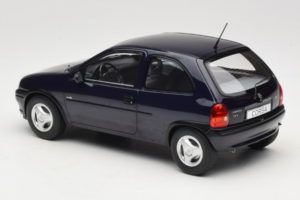 Opel Corsa B Dark Blue Metallic MCG 1:18 MCG18905 Métal Moulé — image 5 sur 6