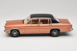 Opel Diplomat V8 A Copper Red Norev 1:18 183689 Métal Moulé — image 3 sur 6