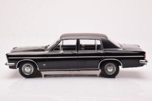 Opel Diplomat V8 Noir Norev 1:18 183687 Métal Moulé — image 3 sur 6