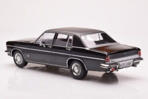 Opel Diplomat V8 Noir Norev 1:18 183687 Métal Moulé — image 5 sur 6