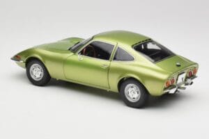 Opel GT Green Metallic Minichamps 1:18 180049029 Métal Moulé — image 7 sur 8