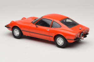 Opel GT/J Rouge Minichamps 1:18 180049028 Métal Moulé — image 7 sur 8