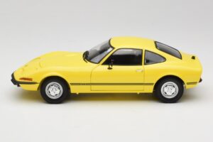 Opel GT/J Jaune Minichamps 1:18 180049021 Métal Moulé — image 4 sur 8