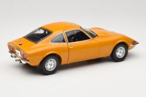 Opel GT Ocre Minichamps 1:18 180049031 Métal Moulé — image 3 sur 8