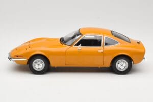 Opel GT Ocre Minichamps 1:18 180049031 Métal Moulé — image 4 sur 8