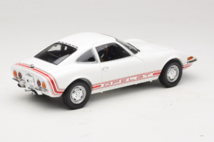 Opel GT Blanc Minichamps 1:18 180049027 Métal Moulé — image 3 sur 8