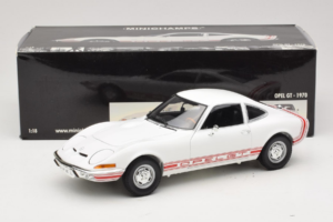 Opel GT Blanc Minichamps 1:18 180049027 Métal Moulé — image 8 sur 8