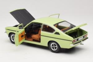 Opel Kadett C SR Vert Minichamps 1:18 180045625 Métal Moulé — image 5 sur 8