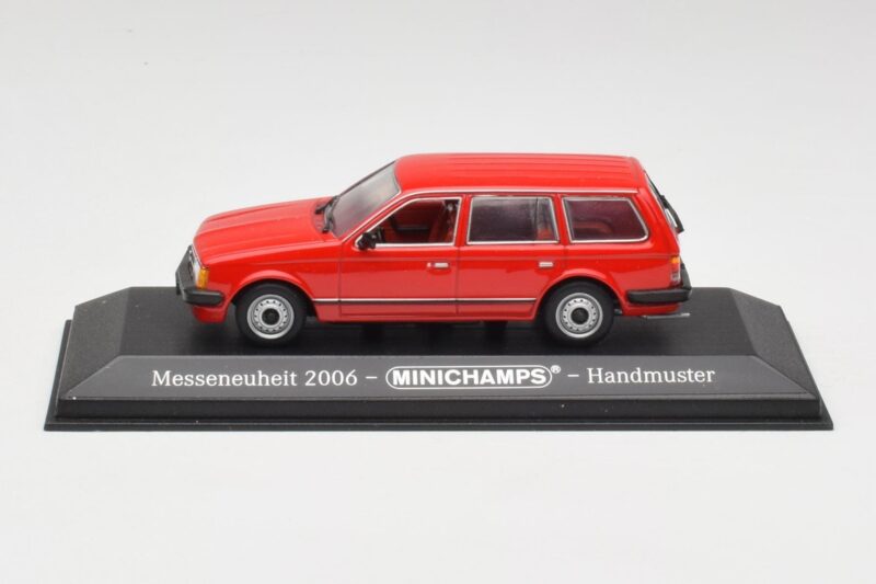 Opel Kadett D Break Rouge Concept Minichamps 1:43 OPEL001 Métal Moulé