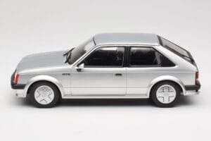 Opel Kadett D GTE Argent MCG 1:18 MCG18533 Métal Moulé — image 3 sur 6