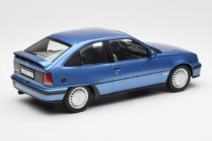 Opel Kadett E GSi Bleu Clair Metallic Norev 1:18 183615 Métal Moulé — image 2 sur 6