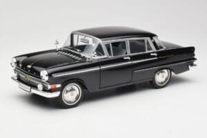 Opel Kapitan P1 Noir Revell 1:18 08822 Métal Moulé
