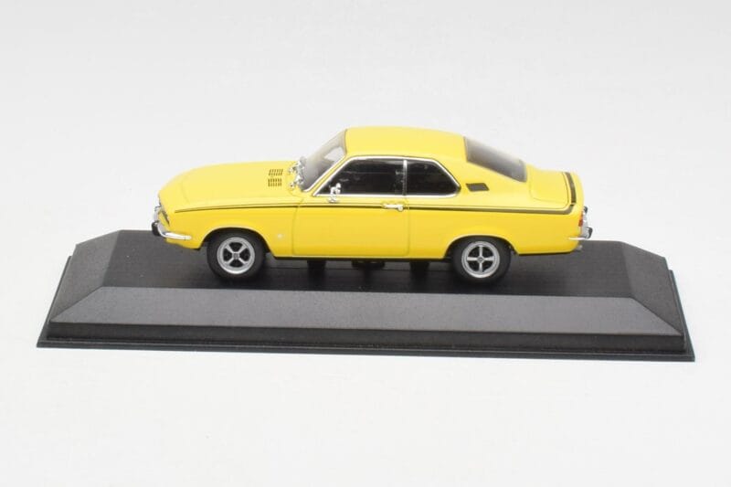 Opel Manta A SR Jaune Minichamps 1:43 400045502 Métal Moulé