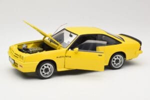 Opel Manta B GT/E Jaune Revell 1:18 08421 Métal Moulé — image 2 sur 8