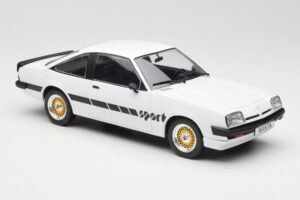 Opel Manta B Sport Blanc MCG 1:18 MCG18237 Métal Moulé — image 4 sur 6
