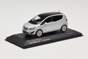 Opel Meriva B Argent Métallique Minichamps 1:43 400040000 Métal Moulé — image 2 sur 4