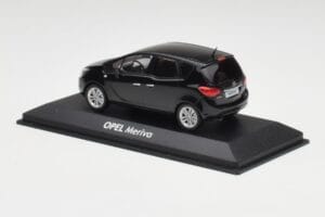 Opel Meriva B Noir Minichamps 1:43 400040005 Métal Moulé — image 3 sur 4
