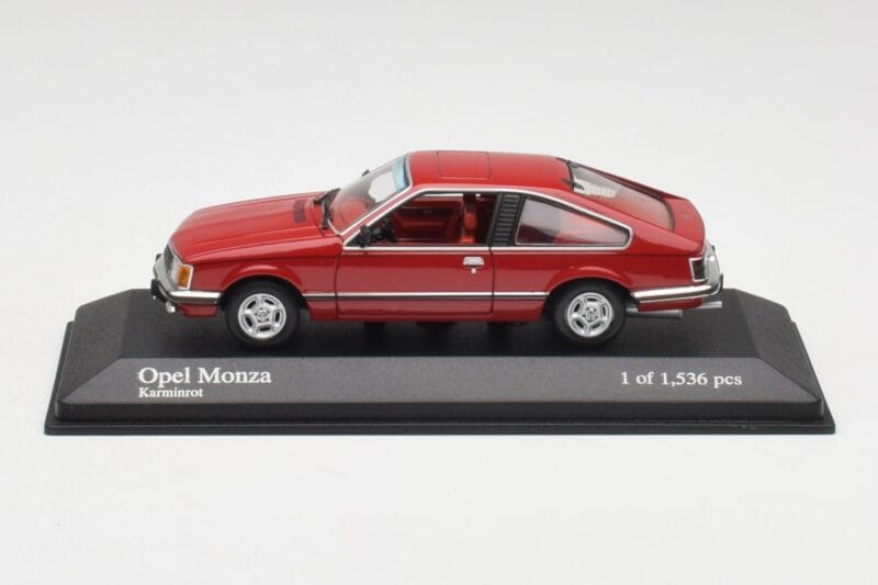 Opel Monza A Rouge Minichamps 1:43 400045121 Métal Moulé
