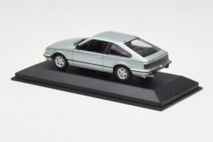 Opel Monza A Argent Minichamps 1:43 400045122 Métal Moulé — image 3 sur 4