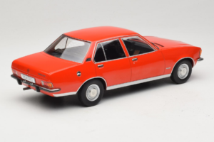 Opel Rekord D Rouge MCG 1:18 MCG18563 Métal Moulé — image 2 sur 6