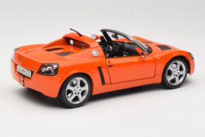 Opel Speedster Orange Maisto 1:18 31615 Métal Moulé — image 3 sur 8