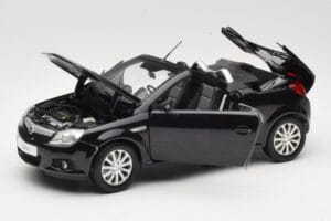 Opel Tigra TwinTop B Noir Norev 1:18 183600 Métal Moulé — image 2 sur 8