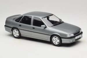 Opel Vectra A 2000 16V Gris Foncé MCG 1:18 MCG18462 Métal Moulé — image 4 sur 6