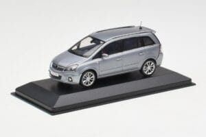 Opel Zafira A OPC Light Blue Metallic Minichamps 1:43 ZAFIRA001 Métal Moulé — image 2 sur 4