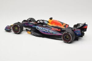 Oracle Red Bull Racing RB19 #1 M. Verstappen Winner Miami GP 2023 Minichamps 1:18 110230501 Métal Moulé — image 5 sur 6