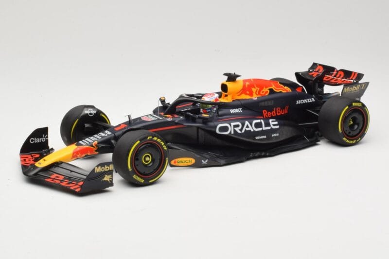Red Bull Racing RB20 #1 M. Verstappen Winner China GP 2024 Minichamps 1:18 110240501 Métal Moulé