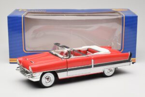 Packard Caribbean Cabriolet Rouge American Mint 1:18 3042082 Métal Moulé — image 8 sur 8