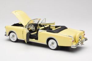 Packard Caribbean Cabriolet Jaune Road Signature 1:18 92798 Métal Moulé — image 5 sur 8