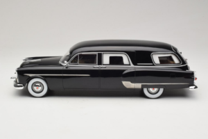 Packard Henney Noir BoS Models 1:18 BOS342 Métal Moulé — image 3 sur 6
