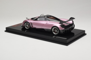 Pagani Huayra BC Pearl Pink AB Models 1:18 REMC032 Résine — image 5 sur 7