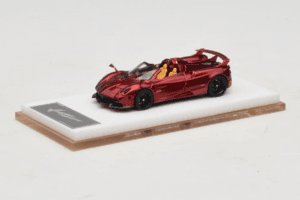 Pagani Huayra Roadster Tricolore Rouge Henson & Heaven 1:64 PHRTR01 Métal Moulé — image 2 sur 7
