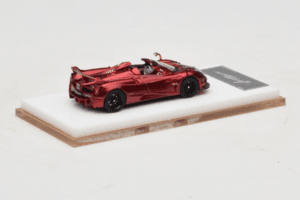 Pagani Huayra Roadster Tricolore Rouge Henson & Heaven 1:64 PHRTR01 Métal Moulé — image 3 sur 7