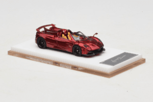 Pagani Huayra Roadster Tricolore Rouge Henson & Heaven 1:64 PHRTR01 Métal Moulé — image 4 sur 7