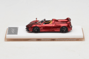 Pagani Huayra Roadster Tricolore Rouge Henson & Heaven 1:64 PHRTR01 Métal Moulé