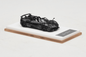 Pagani Huayra Tricolore Roadster Exposed Carbon Henson & Heaven 1:64 PHREC01 Métal Moulé — image 4 sur 7