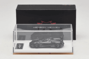 Pagani Huayra Tricolore Roadster Exposed Carbon Henson & Heaven 1:64 PHREC01 Métal Moulé — image 7 sur 7