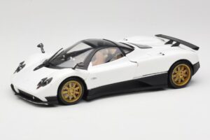 Pagani Zonda F Blanc Mondo Motors 1:18 157655 Métal Moulé