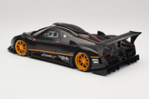 Pagani Zonda R Revolucion Carbon Fiber AUTOart 1:18 78261 Métal Moulé — image 7 sur 8