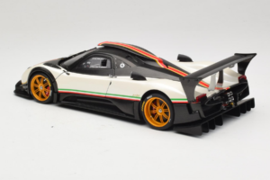 Pagani Zonda R Revolucion Blanc AUTOart 1:18 78262 Métal Moulé — image 7 sur 8