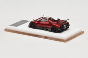 Pagani Zonda Tricolore Rouge Henson & Heaven 1:64 PZTR01 Métal Moulé — image 5 sur 7