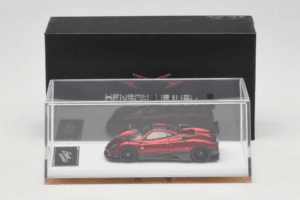Pagani Zonda Tricolore Rouge Henson & Heaven 1:64 PZTR01 Métal Moulé — image 7 sur 7